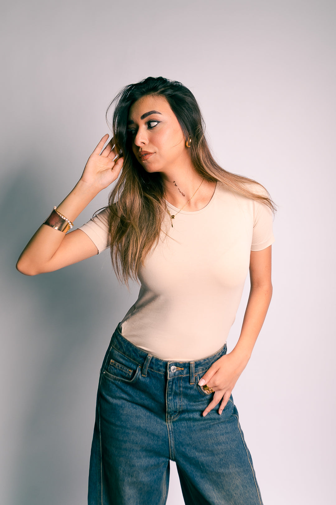 ROUND NECK SHORT SLEEVE