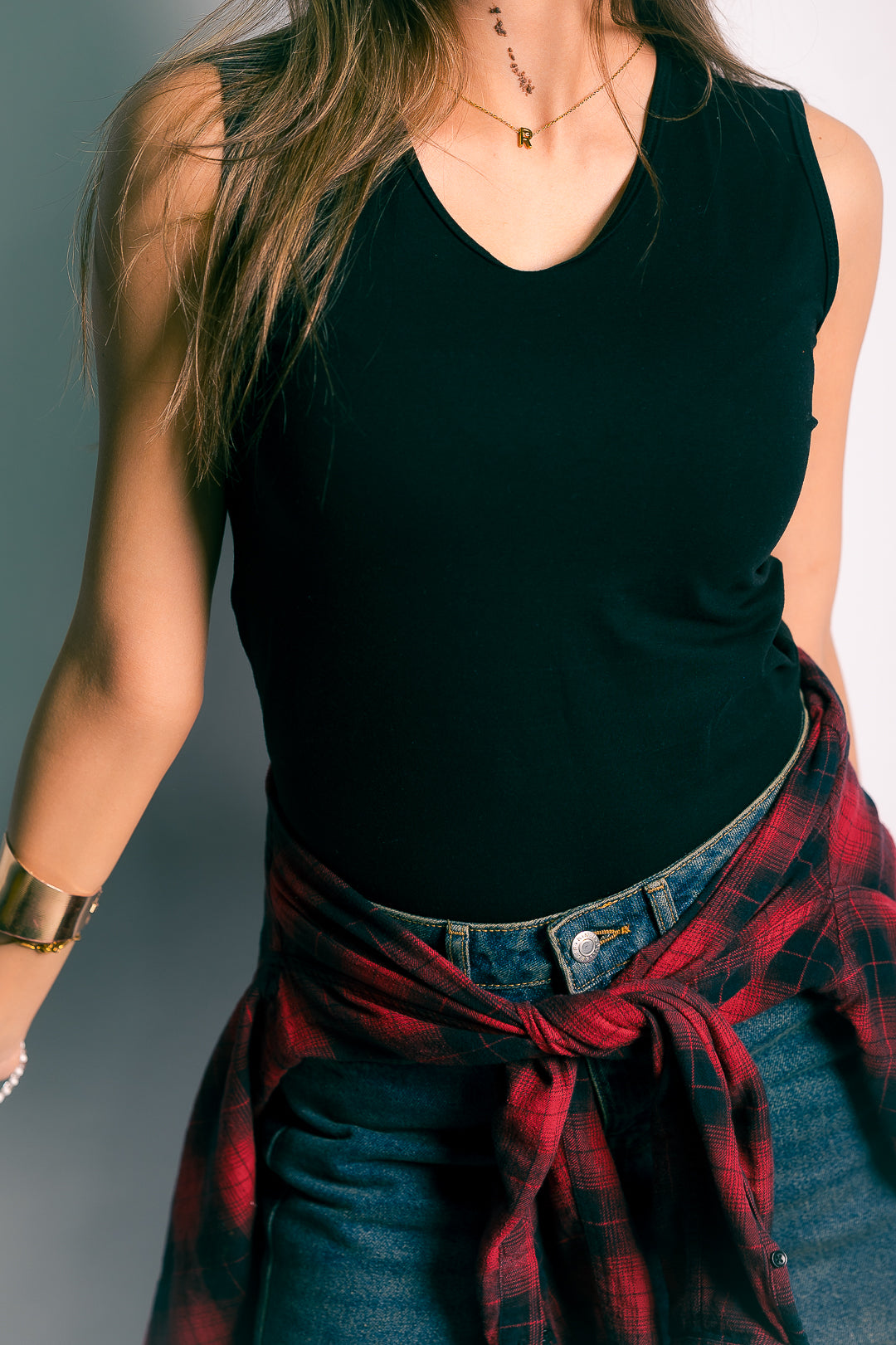 ROUND NECK TANK TOP