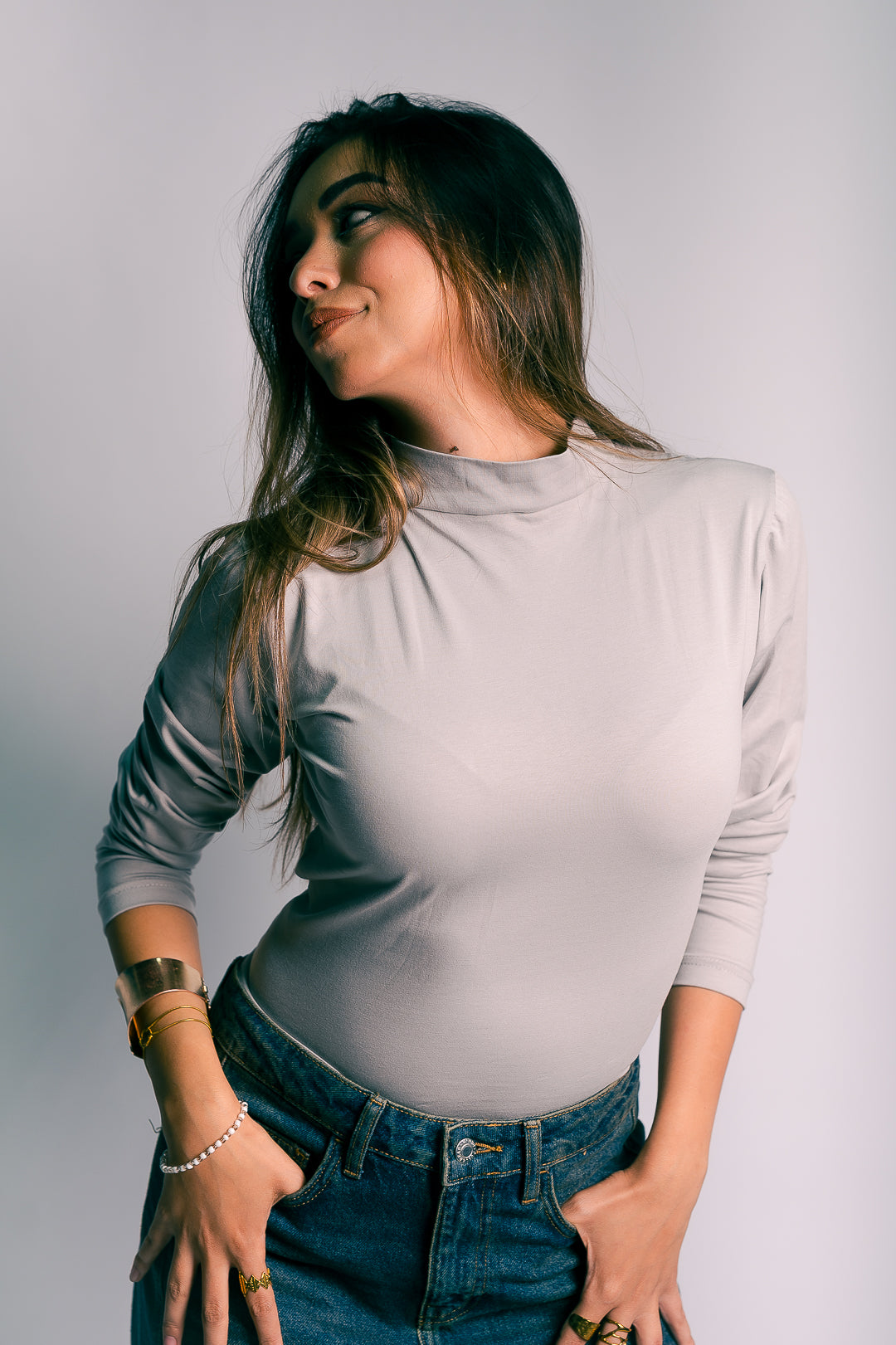 mock necklong sleeve