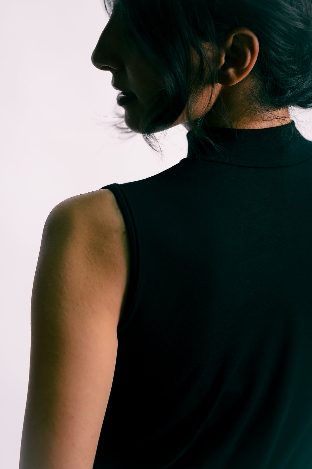 MOCK NECK TANK TOP