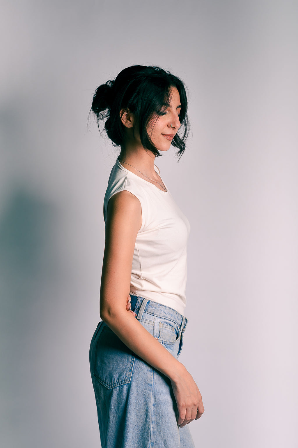 ROUND NECK TANK TOP