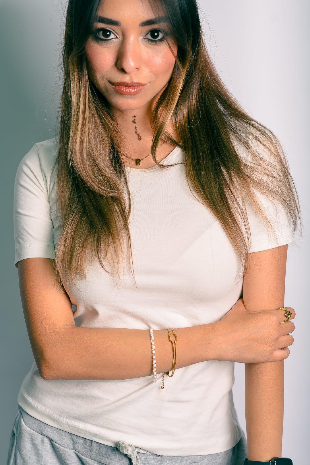 round neck short sleeve