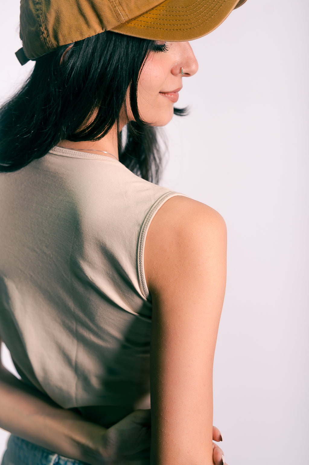 ROUND NECK TANK TOP